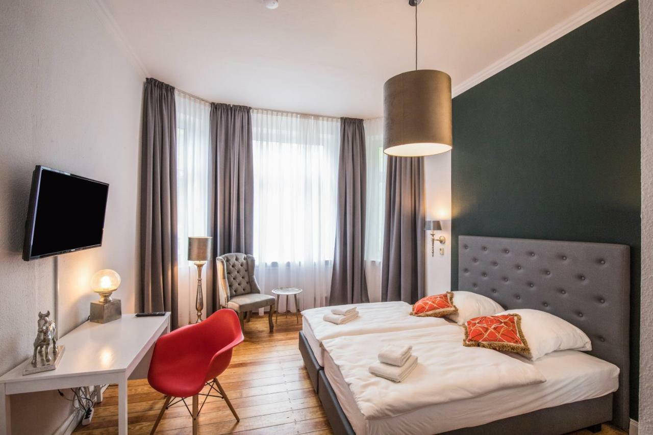 Kleines Hotel Heimfeld ハンブルク エクステリア 写真